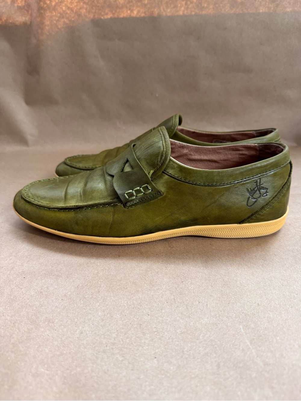John Fluevog Men's Flight MXP Penny Loafers in green leather. Size 8 - Picture 3 of 11